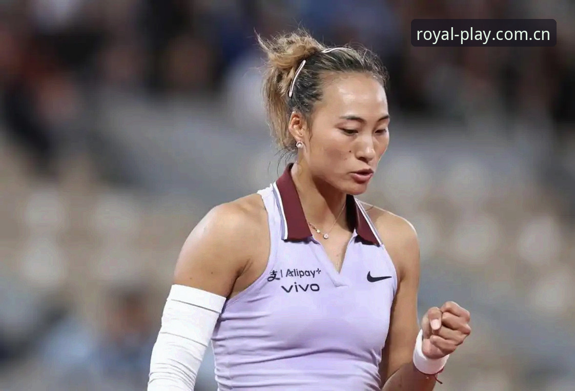 皇家国际官方下载链接最新版 深度揭秘:2026法网女单抽签背后,郑钦文保分大战的残酷真相